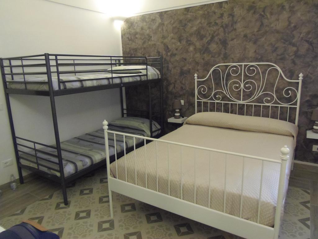 B&B LuiRò Castellaneta Quarto foto